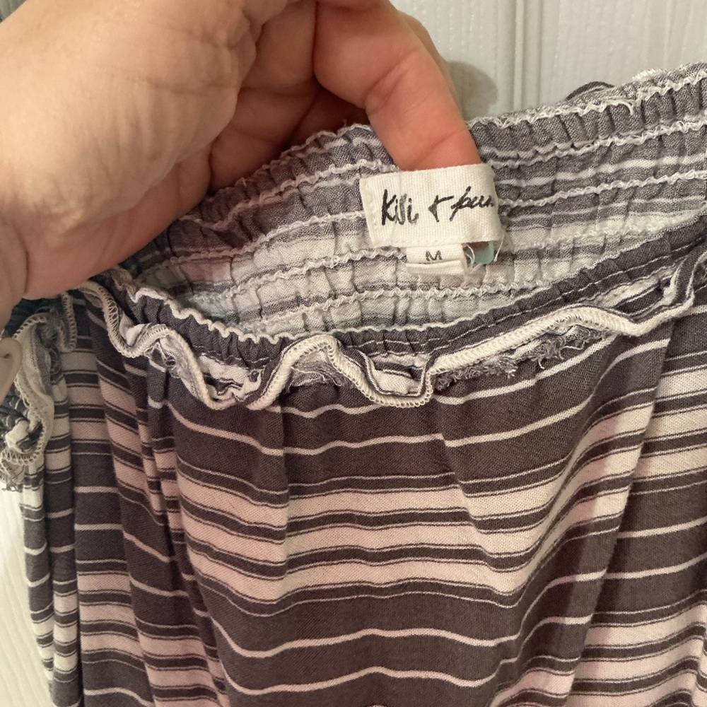 Kiwi & Punch Grey and White Matching Set - Pants and Crop Top - Picture 4 of 12